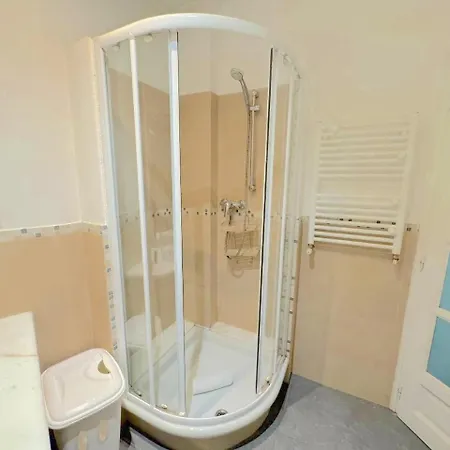 Apartament 2 Pieces 600m 1km De La Gare